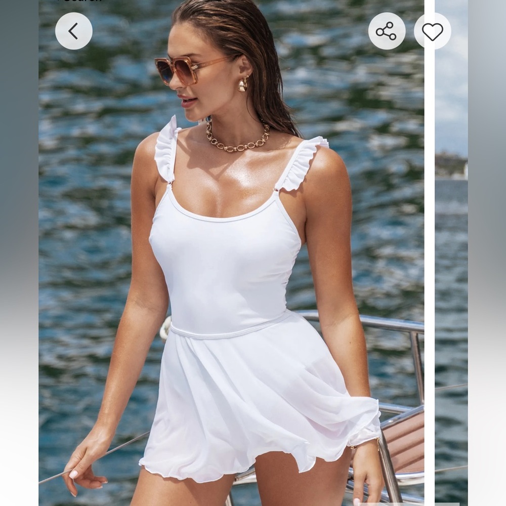 CUPSHE White Ruffle One-piece Bathing suit